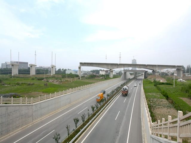328国道铁路下穿工程